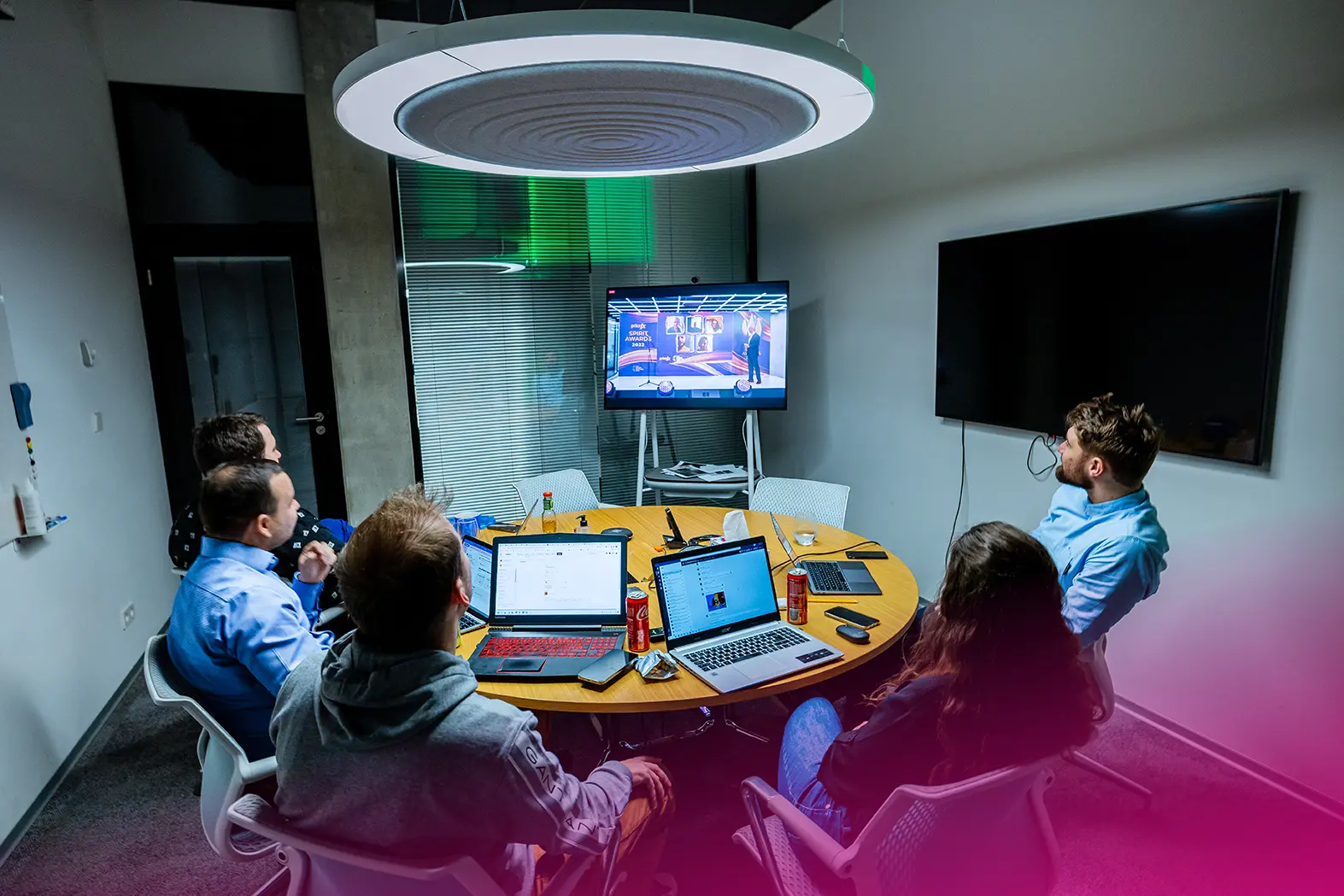 eventguru-b2b-online-event-audience-screen